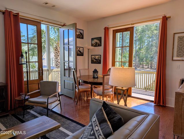 14 Abbey Row Apt 2A, Beaufort, SC 29906