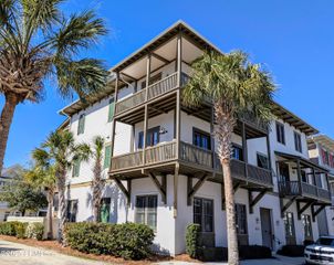 14 Abbey Row Apt 2A, Beaufort, SC 29906
