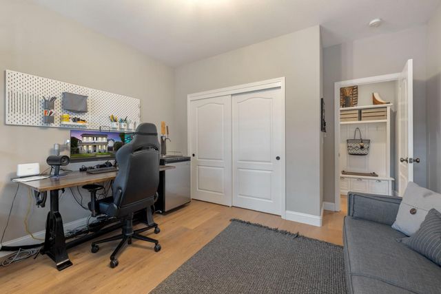 833 S Amor St, Mountain House, CA 95391