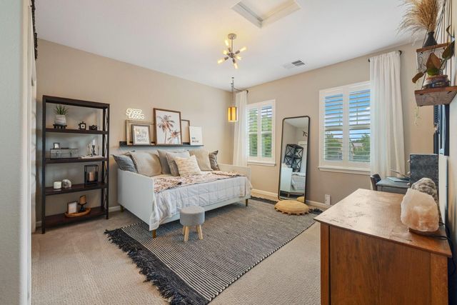 833 S Amor St, Mountain House, CA 95391