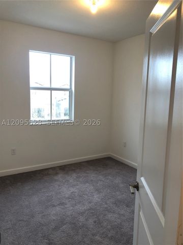 2610 SE 13th St 2610, Homestead, FL 33035