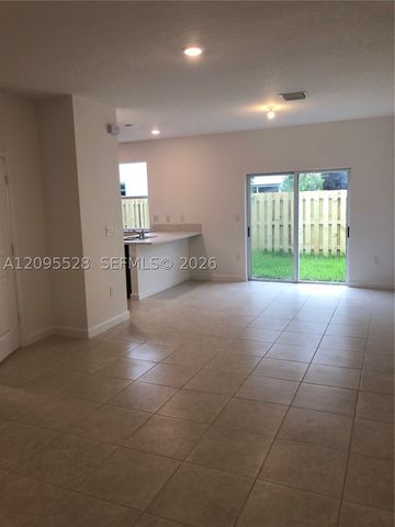 2610 SE 13th St 2610, Homestead, FL 33035