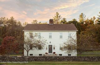 9715 New York 22, Hillsdale, NY 12529