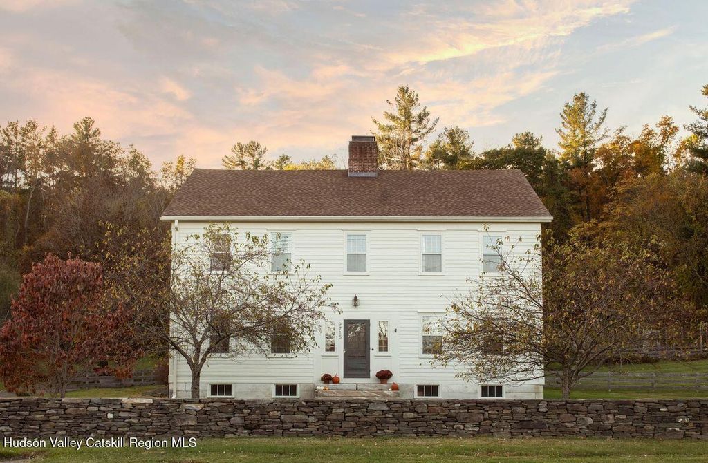 9715 New York 22, Hillsdale, NY 12529