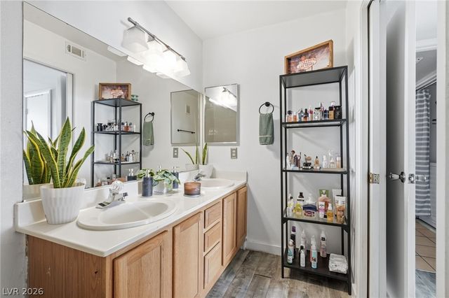 3065 Casey Drive 101, Las Vegas, NV 89120