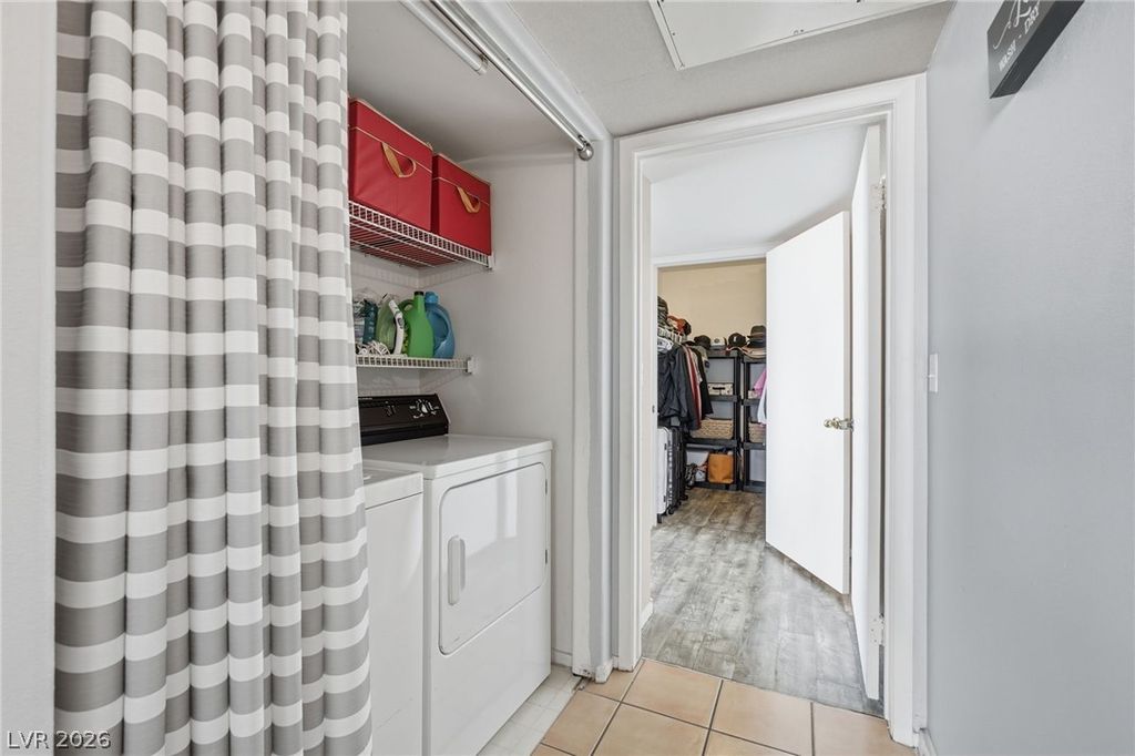 Image 25 of property listing at 3065 Casey Drive 101, Las Vegas, NV 89120