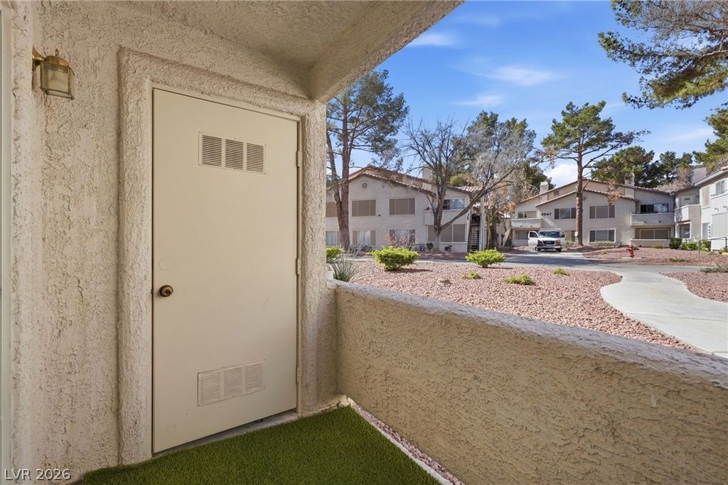 Image 28 of property listing at 3065 Casey Drive 101, Las Vegas, NV 89120