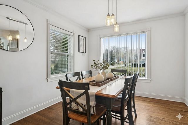 102 S ASHLAND Avenue, Palatine, IL 60074