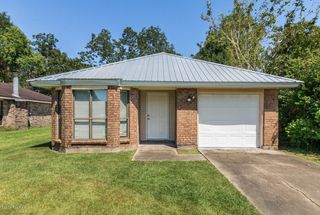 142 Sandest Drive, Lafayette, LA 70508