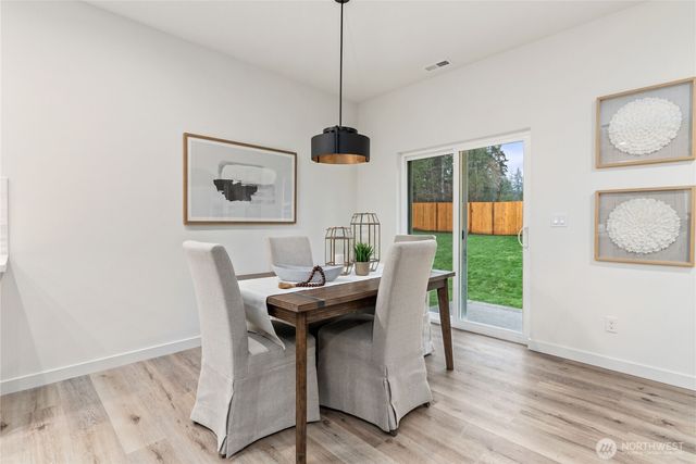 13902 Lakeview Way NW, Gig Harbor, WA 98329