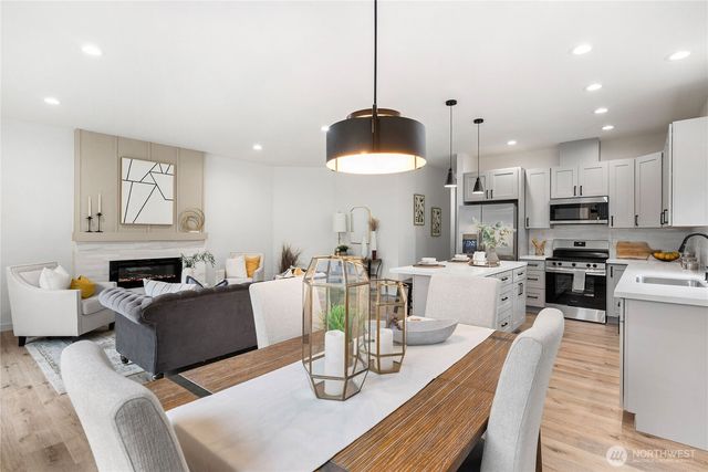 13902 Lakeview Way NW, Gig Harbor, WA 98329