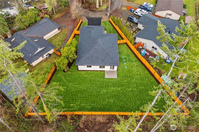 13902 Lakeview Way NW, Gig Harbor, WA 98329