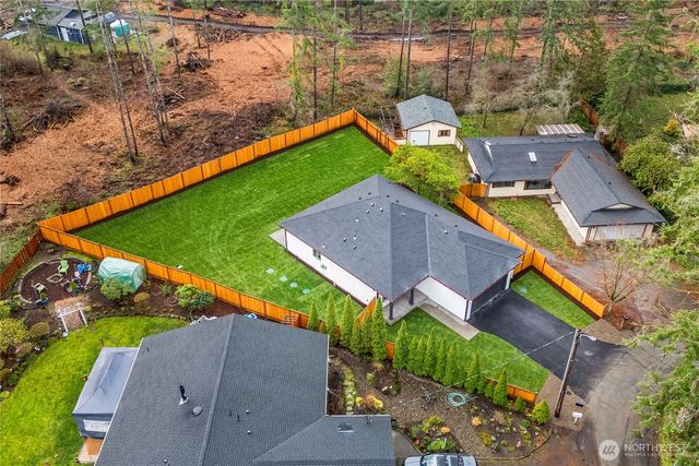 13902 Lakeview Way NW, Gig Harbor, WA 98329