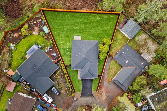 13902 Lakeview Way NW, Gig Harbor, WA 98329