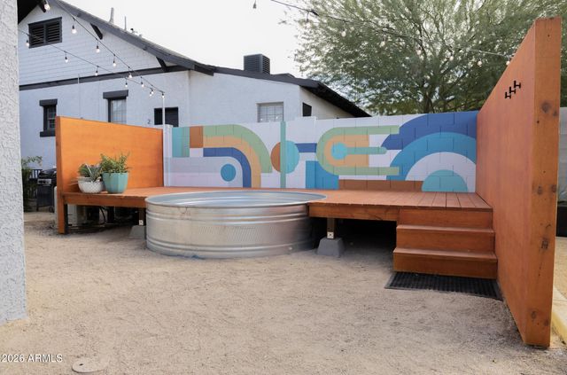 138 N 11TH Avenue, Phoenix, AZ 85007