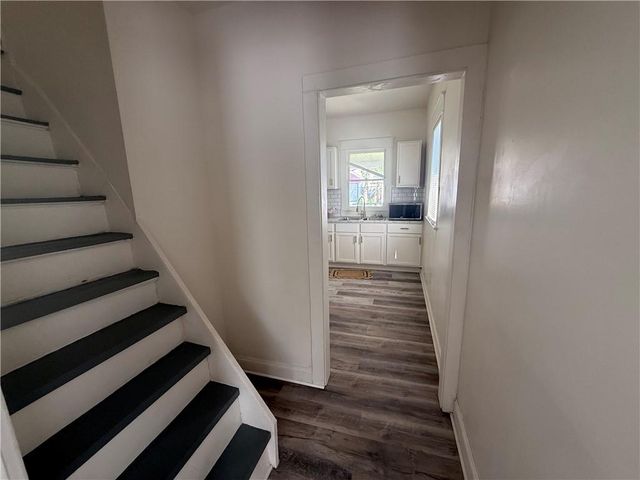 805 Spruce Avenue, Kansas City, MO 64124