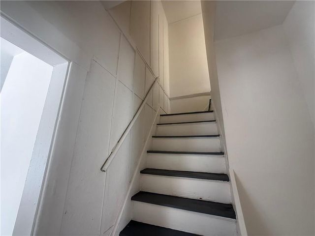 805 Spruce Avenue, Kansas City, MO 64124