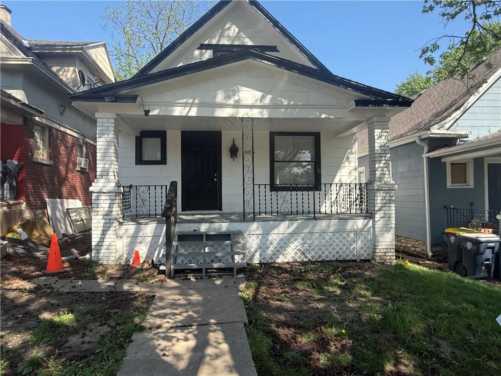 805 Spruce Avenue, Kansas City, MO 64124