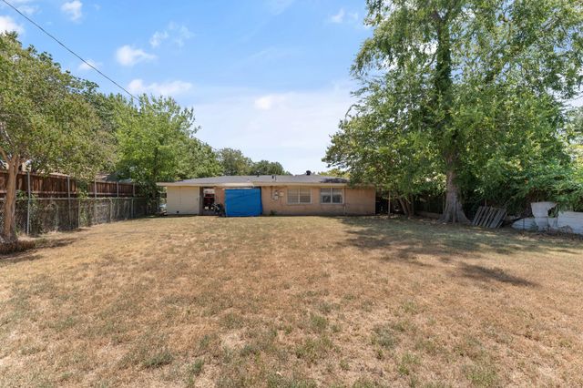 915 Liberty Drive, Irving, TX 75061