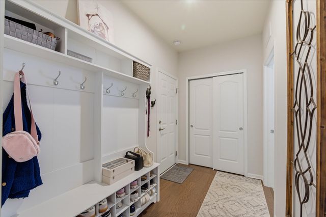 2605 Timber Glen Drive, Ann Arbor, MI 48108
