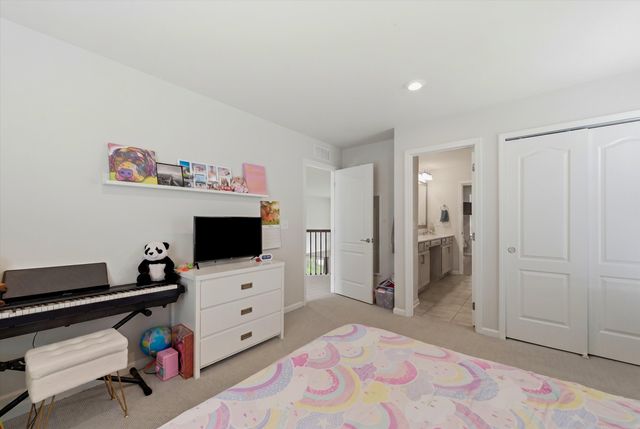 2605 Timber Glen Drive, Ann Arbor, MI 48108