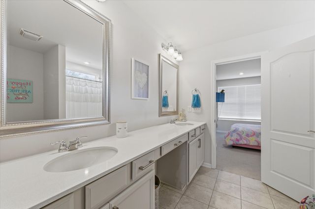 2605 Timber Glen Drive, Ann Arbor, MI 48108