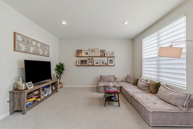 2605 Timber Glen Drive, Ann Arbor, MI 48108