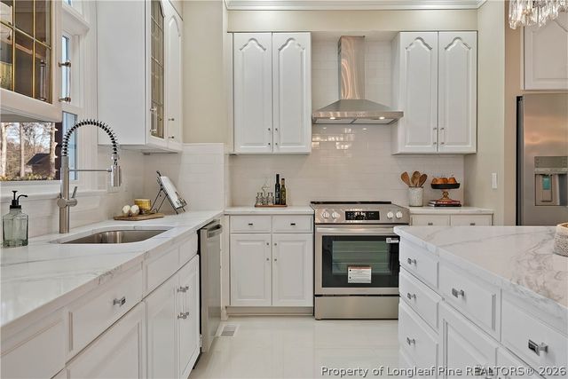 5400 Labrador Drive, Hope Mills, NC 28348