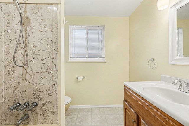 8485 Forrest Drive, Canton, MI 48187