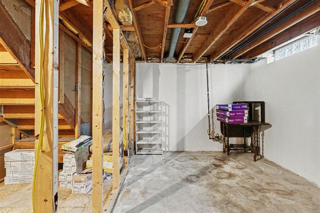 8485 Forrest Drive, Canton, MI 48187