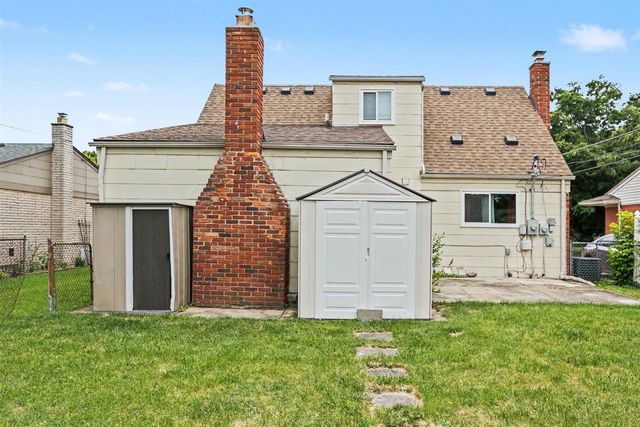 8485 Forrest Drive, Canton, MI 48187
