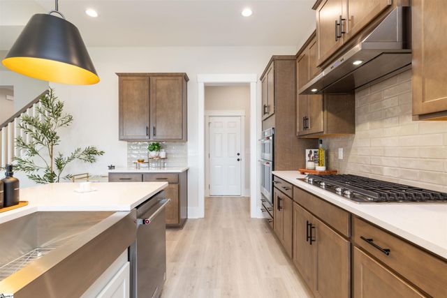 107 Winding Stream Circle Lot 32 Lot 32 Saltcreek Elite Craftsman, Simpsonville, SC 29681