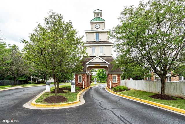 6751 VILLAGE PARK DR, Greenbelt, MD 20770