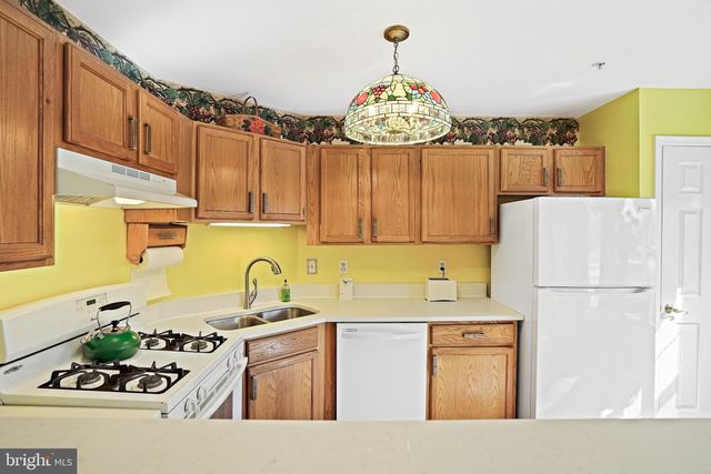 6751 VILLAGE PARK DR, Greenbelt, MD 20770