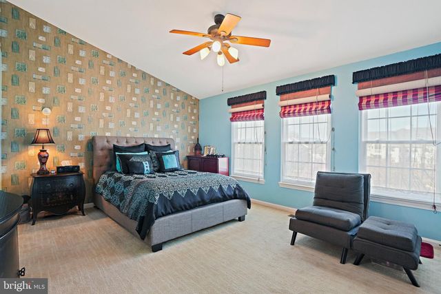 6751 VILLAGE PARK DR, Greenbelt, MD 20770