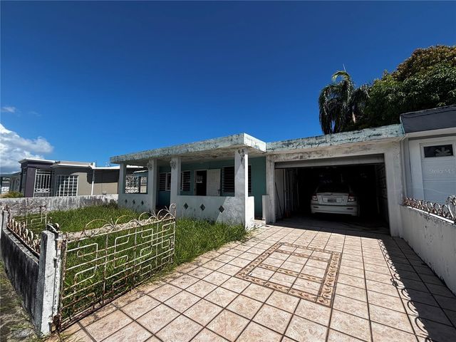 GERONA URB VISTAMAR 613, Carolina, PR 00983