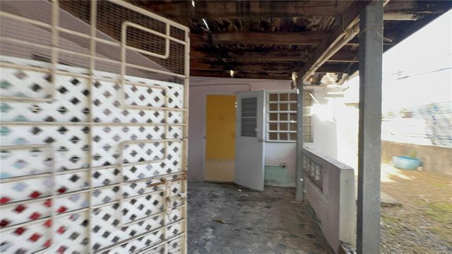 GERONA URB VISTAMAR 613, Carolina, PR 00983