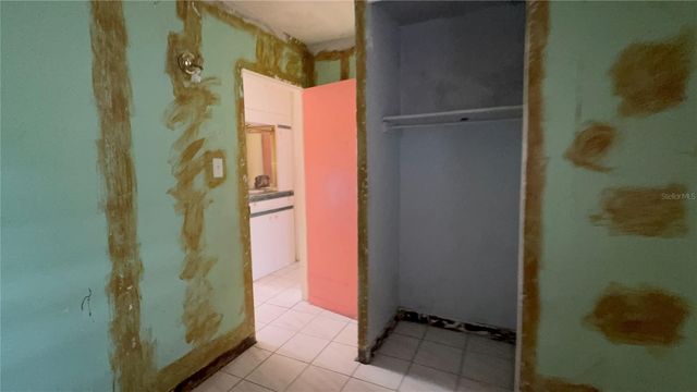 GERONA URB VISTAMAR 613, Carolina, PR 00983