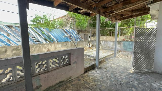 GERONA URB VISTAMAR 613, Carolina, PR 00983