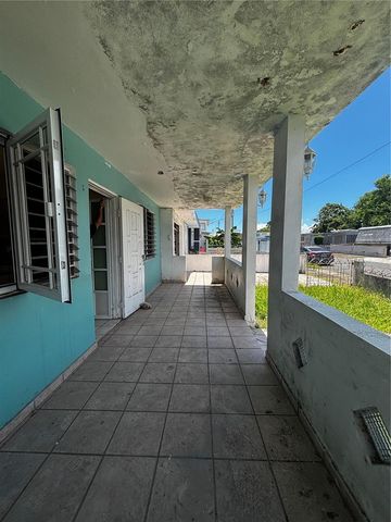 GERONA URB VISTAMAR 613, Carolina, PR 00983