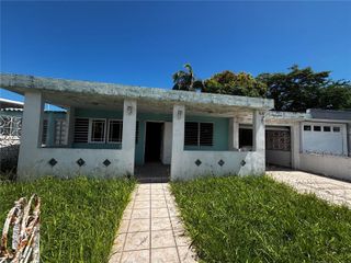 GERONA URB VISTAMAR 613, Carolina, PR 00983