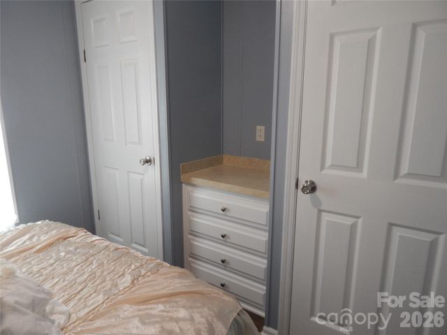 219 Pike Point, Waynesville, NC 28785