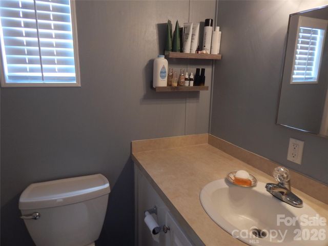 219 Pike Point, Waynesville, NC 28785