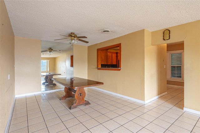 5206 Avenue L, Galveston, TX 77551