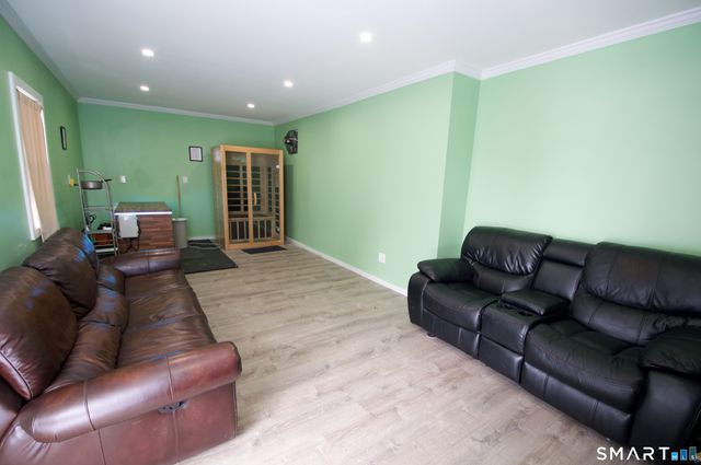 89 Sherland Avenue, New Haven, CT 06513