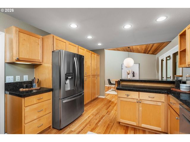 260 Nw TORREY VIEW Dr, Portland, OR 97229