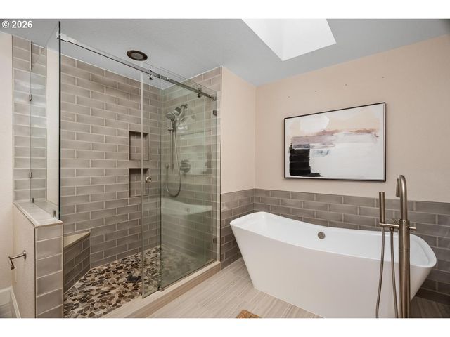 260 Nw TORREY VIEW Dr, Portland, OR 97229