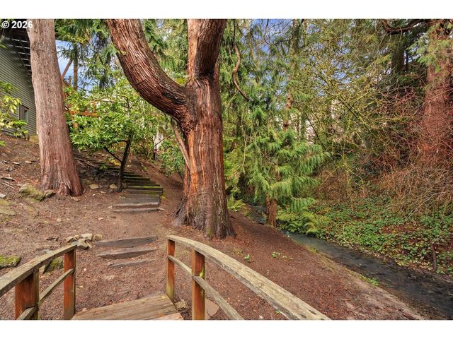 260 Nw TORREY VIEW Dr, Portland, OR 97229