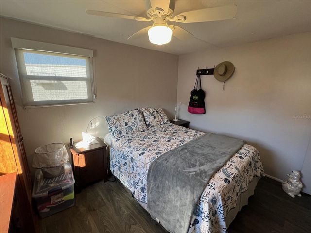 11300 124TH AVENUE 70, Largo, FL 33778