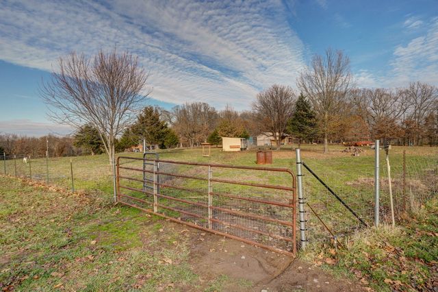 3065 S Somer Lane, Republic, MO 65738